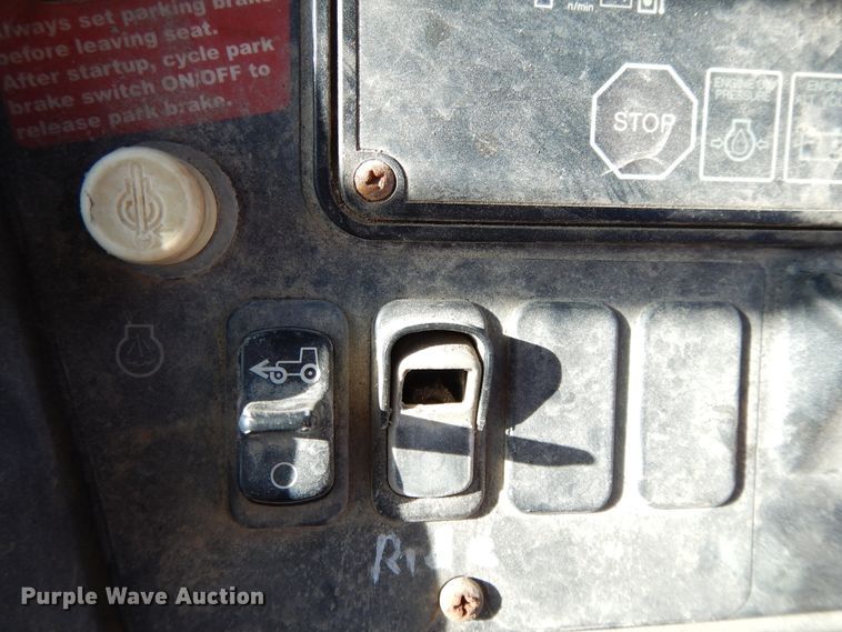 image for item DF5937 2003 John Deere 410G backhoe