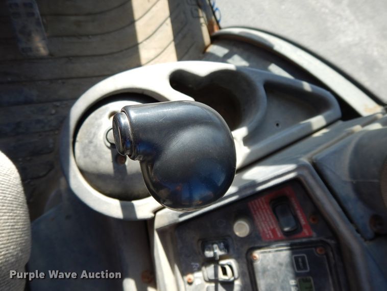 image for item DF5937 2003 John Deere 410G backhoe