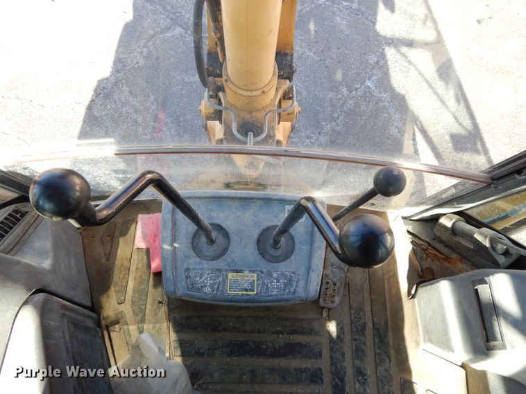 image for item DF5937 2003 John Deere 410G backhoe