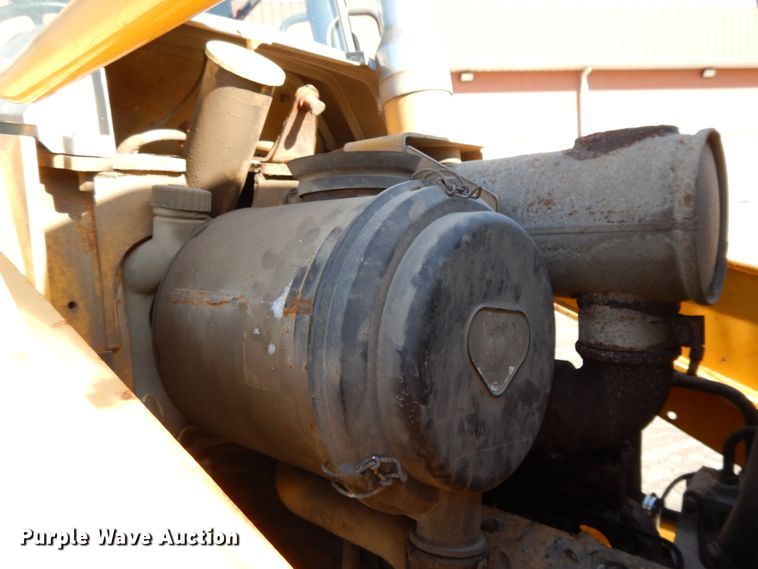 image for item DF5937 2003 John Deere 410G backhoe