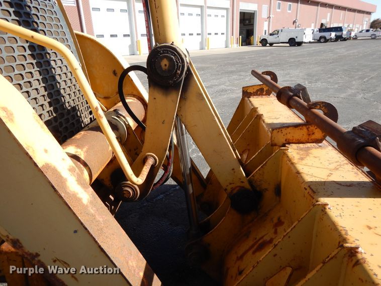 image for item DF5937 2003 John Deere 410G backhoe