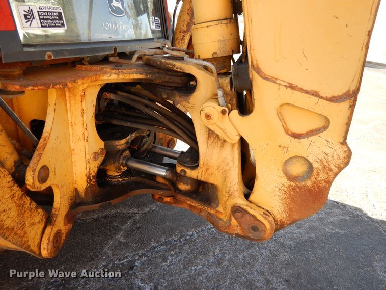 image for item DF5937 2003 John Deere 410G backhoe