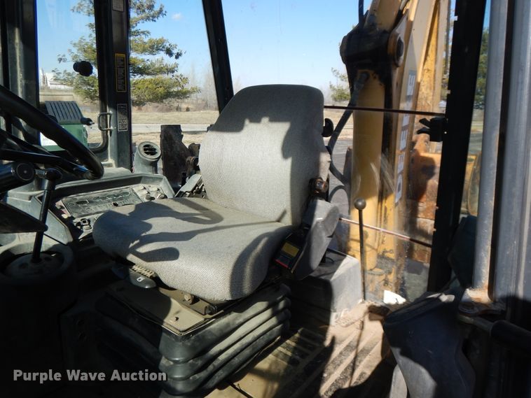 image for item DF5938 2003 John Deere 410G backhoe