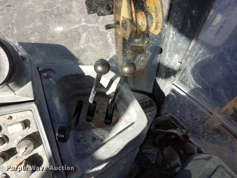 image for item DF5938 2003 John Deere 410G backhoe