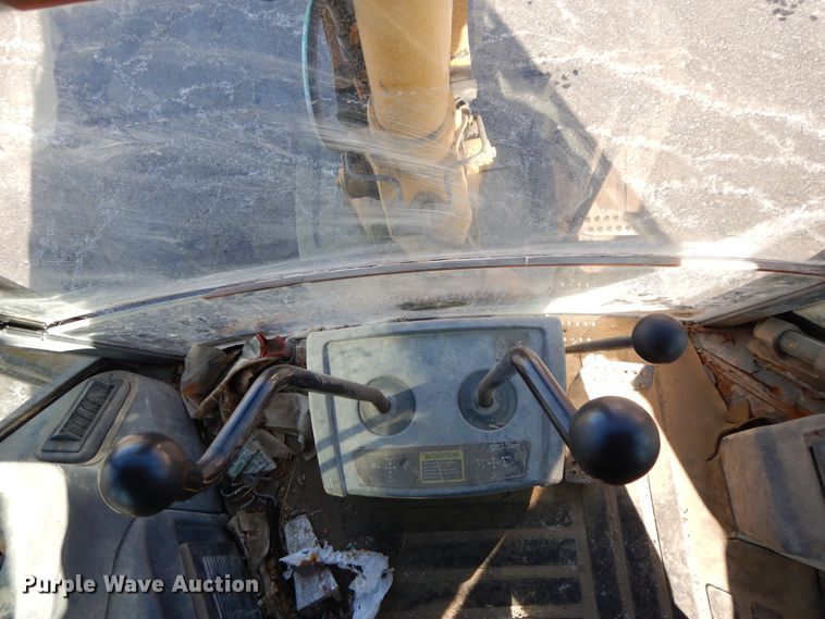 image for item DF5938 2003 John Deere 410G backhoe