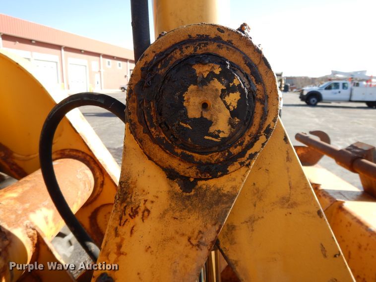 image for item DF5938 2003 John Deere 410G backhoe