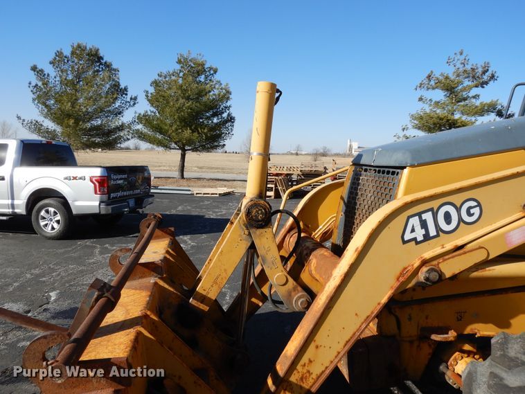 image for item DF5938 2003 John Deere 410G backhoe