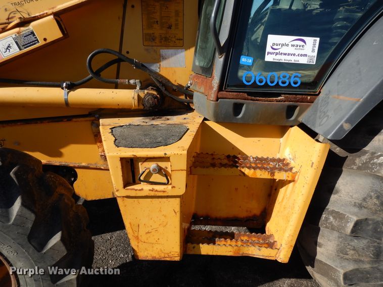 image for item DF5938 2003 John Deere 410G backhoe