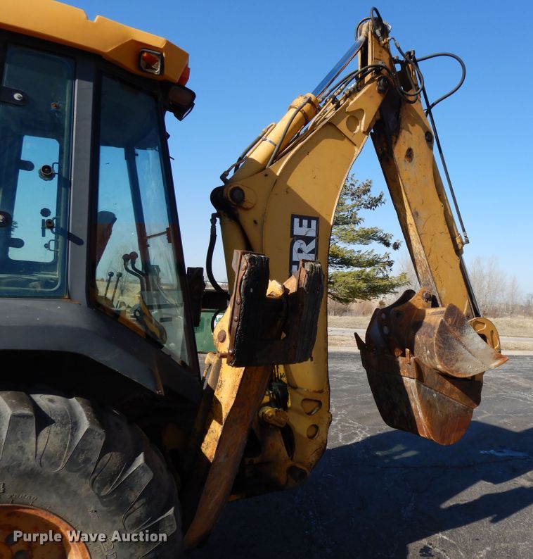image for item DF5938 2003 John Deere 410G backhoe