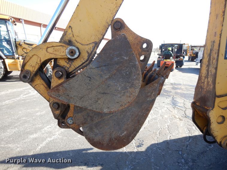image for item DF5938 2003 John Deere 410G backhoe