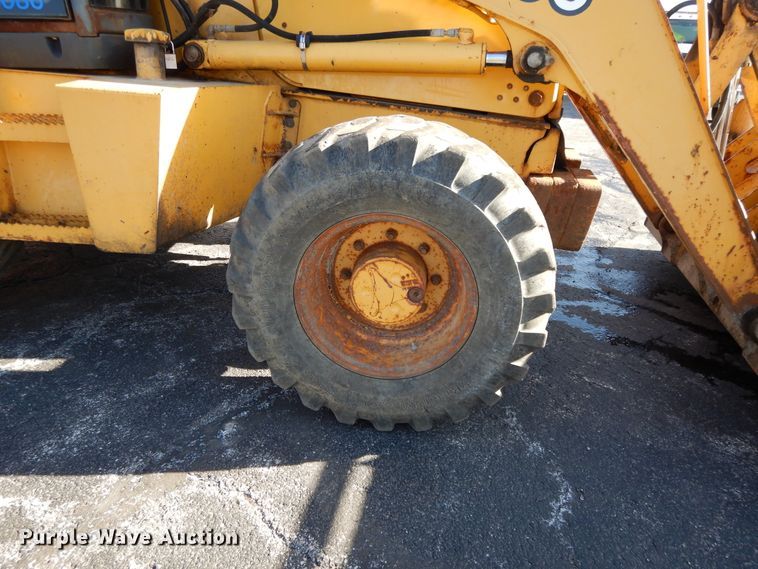 image for item DF5938 2003 John Deere 410G backhoe