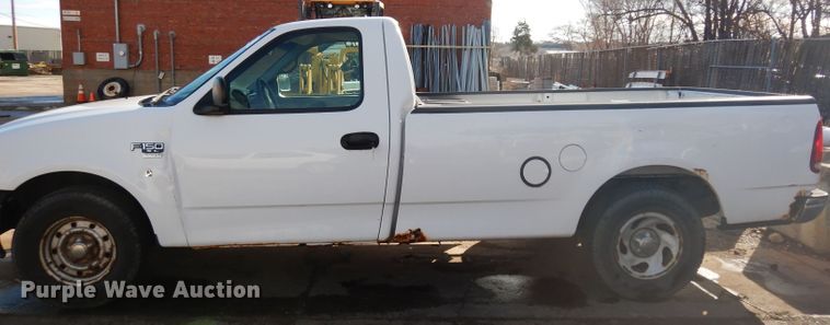 image for item DG6268 1999 Ford F150 XL pickup truck