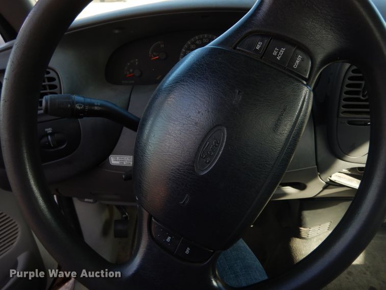 image for item DG6268 1999 Ford F150 XL pickup truck