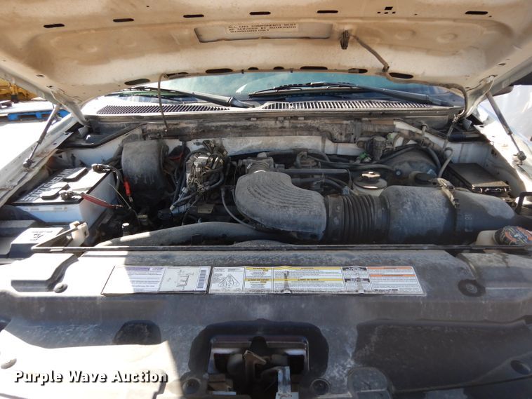 image for item DG6268 1999 Ford F150 XL pickup truck