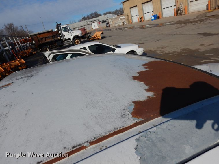 image for item DG6268 1999 Ford F150 XL pickup truck