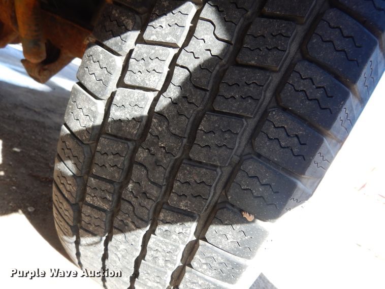 image for item DG6268 1999 Ford F150 XL pickup truck