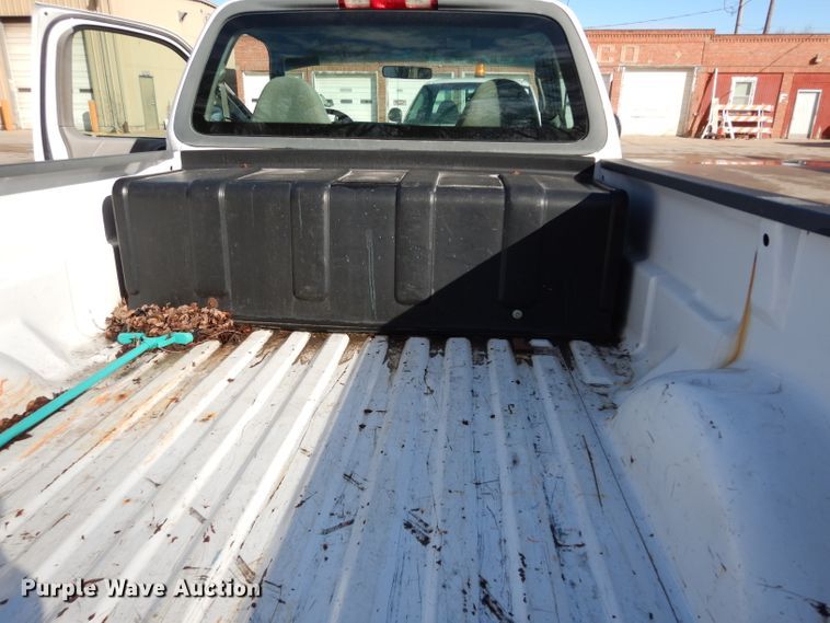 image for item DG6268 1999 Ford F150 XL pickup truck
