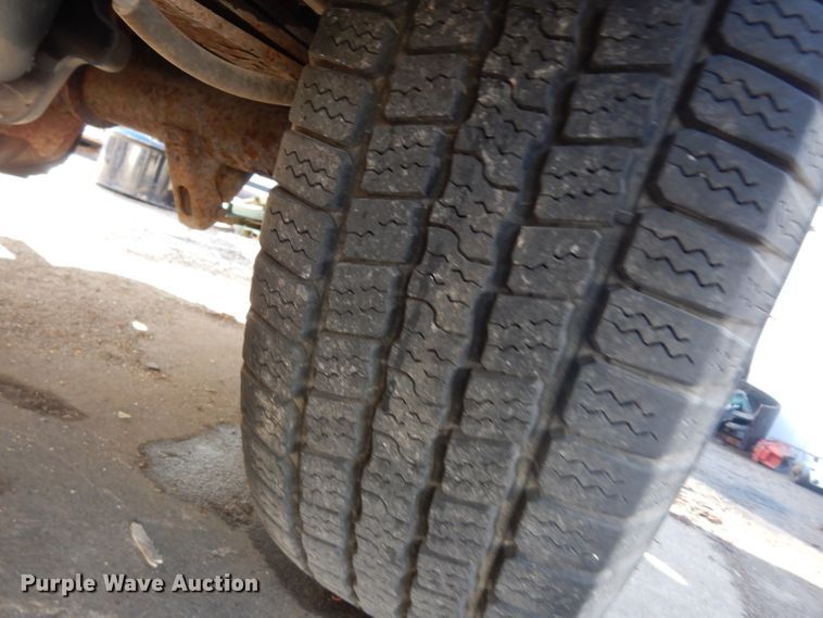 image for item DG6268 1999 Ford F150 XL pickup truck