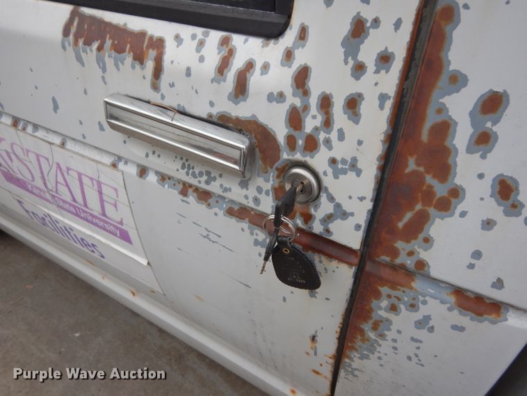 image for item DG6272 1989 Chevrolet S10 pickup truck