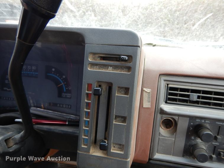 image for item DG6272 1989 Chevrolet S10 pickup truck