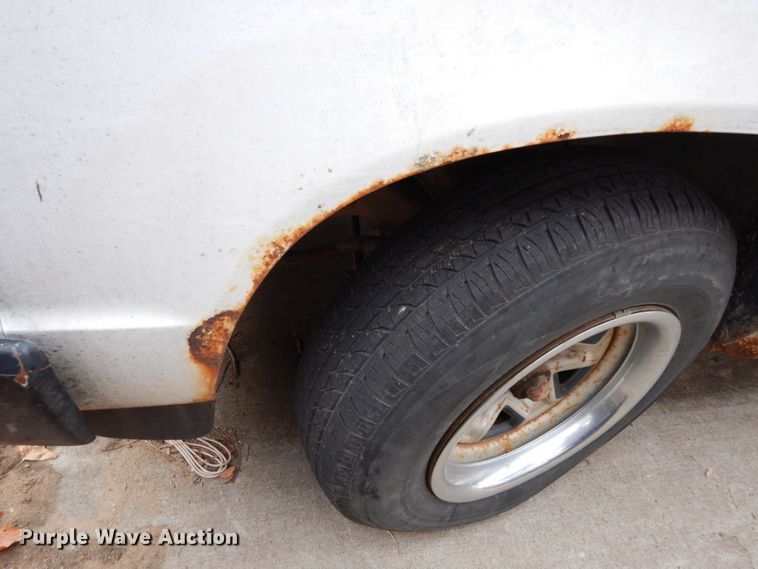 image for item DG6272 1989 Chevrolet S10 pickup truck