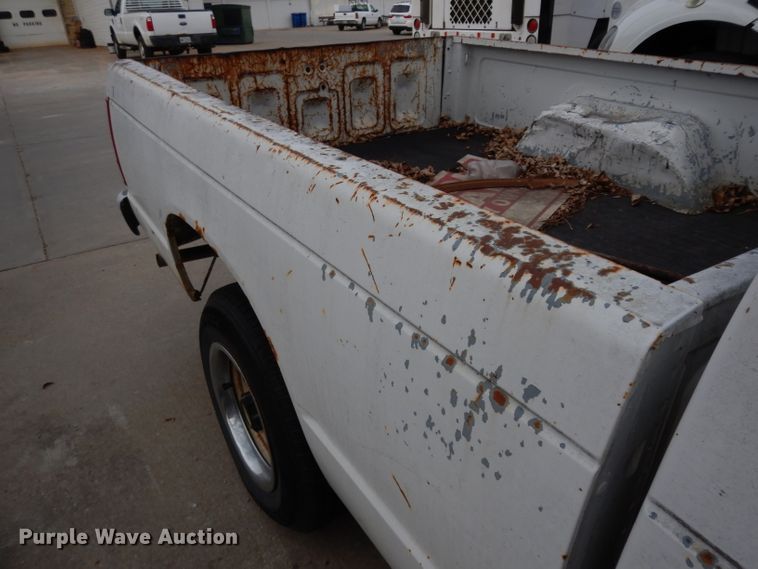 image for item DG6272 1989 Chevrolet S10 pickup truck