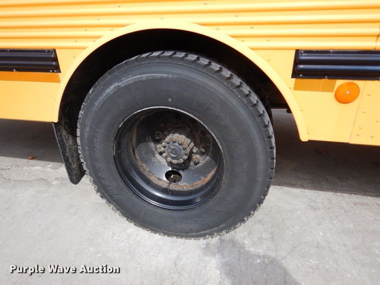 image for item DG6287 2002 Freightliner FS65 school bus