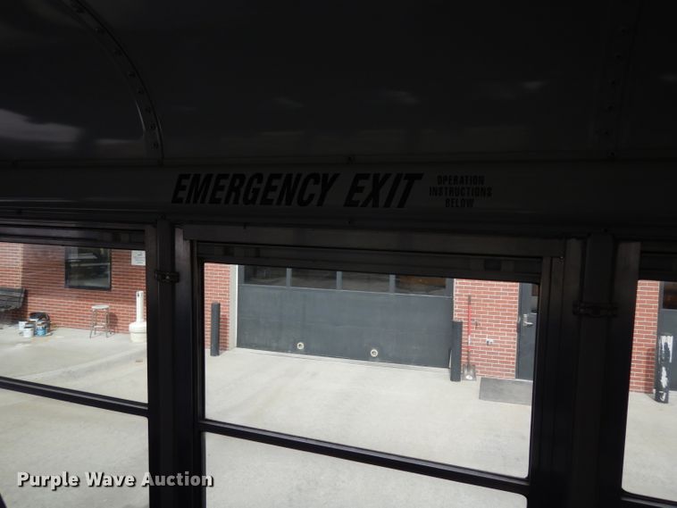 image for item DG6287 2002 Freightliner FS65 school bus