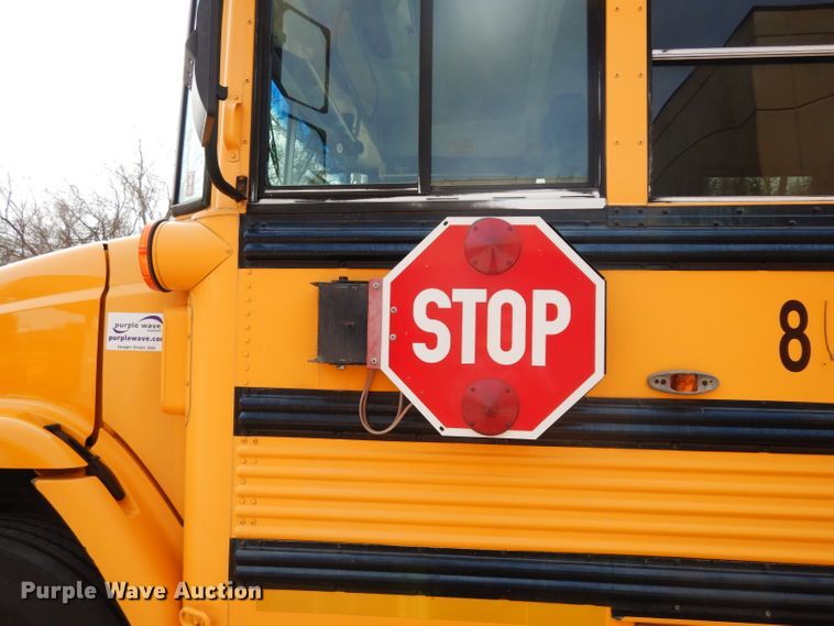 image for item DG6288 2001 Freightliner FS65 school bus