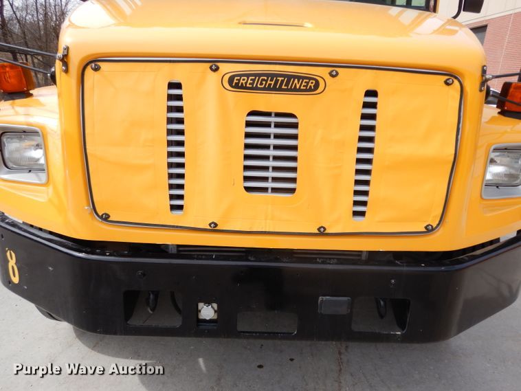 image for item DG6288 2001 Freightliner FS65 school bus
