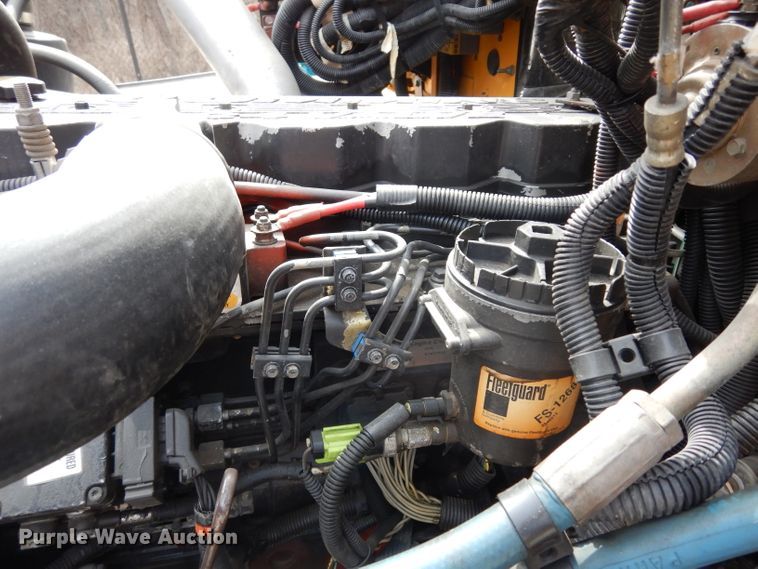 image for item DG6288 2001 Freightliner FS65 school bus