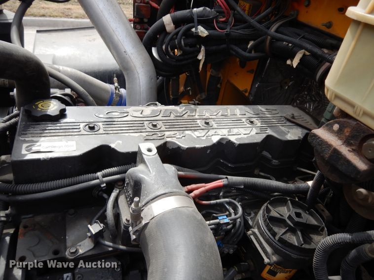 image for item DG6288 2001 Freightliner FS65 school bus