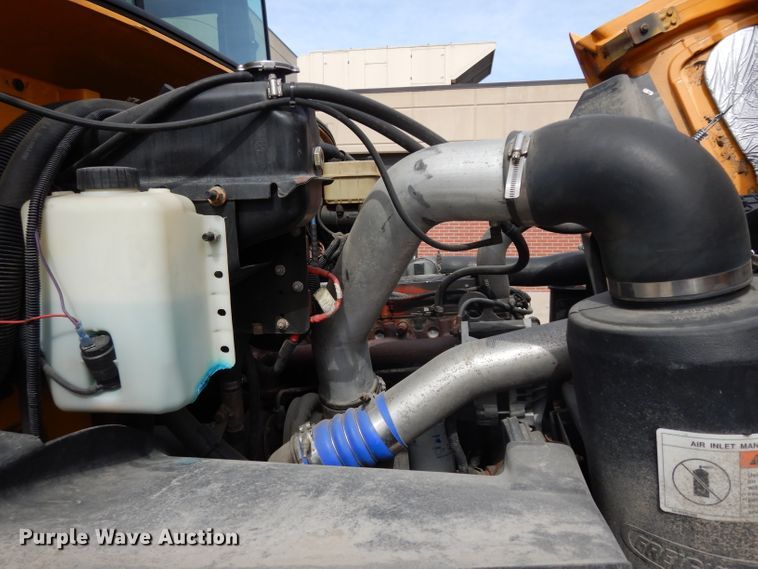 image for item DG6288 2001 Freightliner FS65 school bus