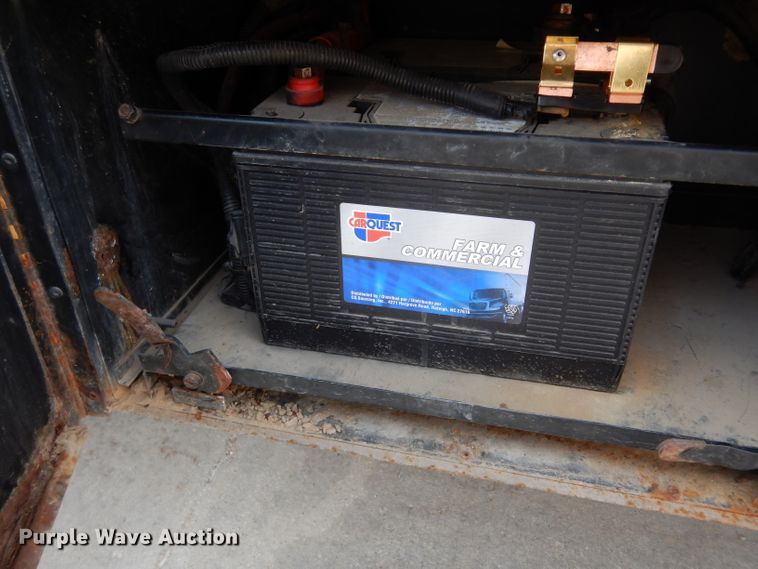 image for item DG6288 2001 Freightliner FS65 school bus