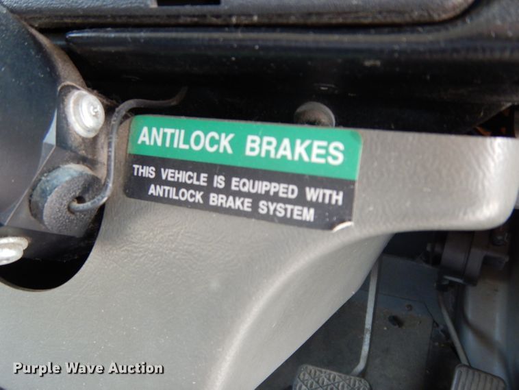 image for item DG6288 2001 Freightliner FS65 school bus