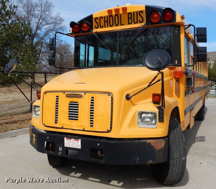image for item DG6289 2002 Freightliner FS65 school bus