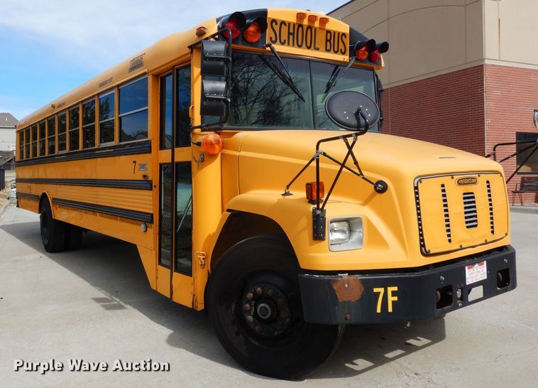 image for item DG6289 2002 Freightliner FS65 school bus