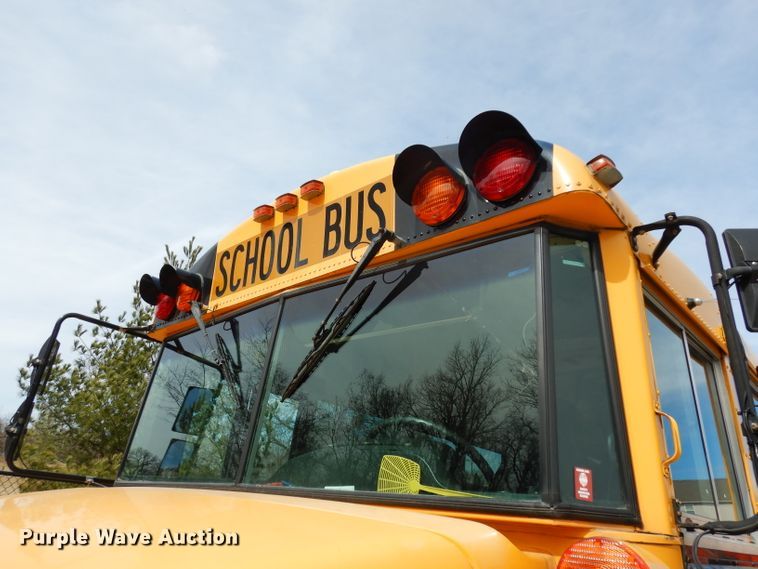 image for item DG6289 2002 Freightliner FS65 school bus