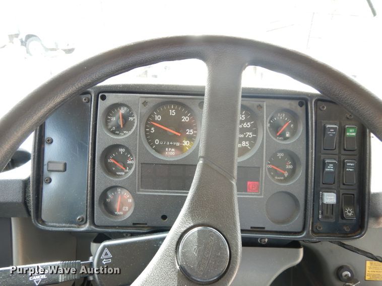 image for item DG6289 2002 Freightliner FS65 school bus