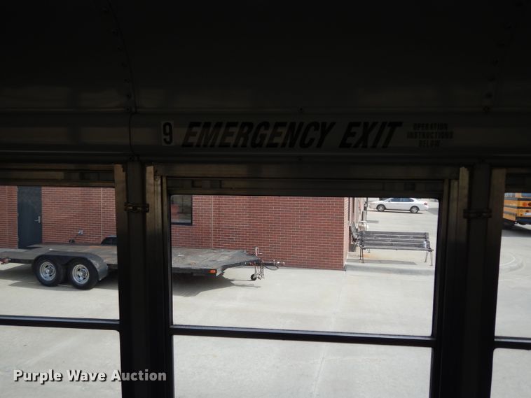 image for item DG6289 2002 Freightliner FS65 school bus