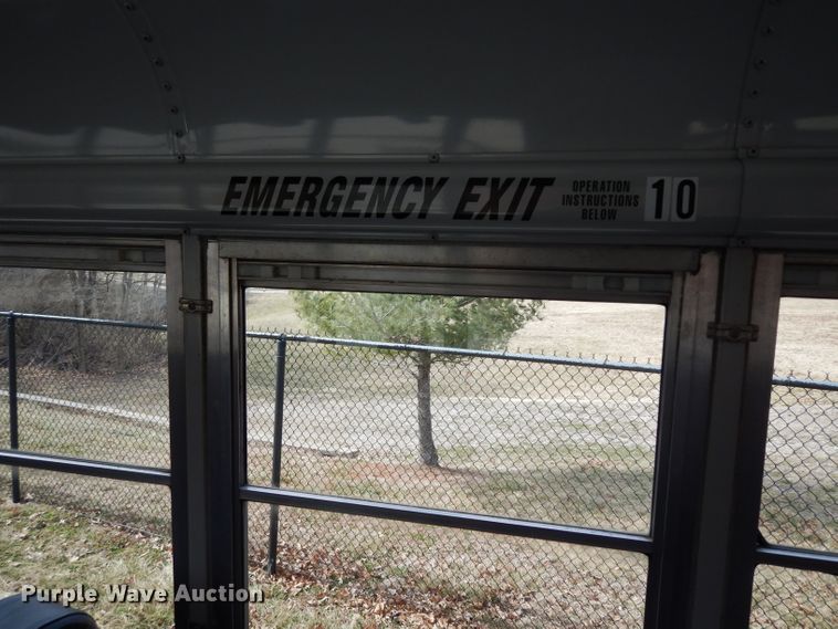 image for item DG6289 2002 Freightliner FS65 school bus