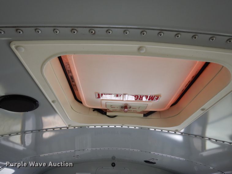 image for item DG6289 2002 Freightliner FS65 school bus