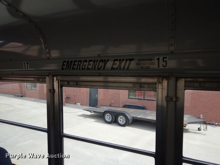 image for item DG6289 2002 Freightliner FS65 school bus