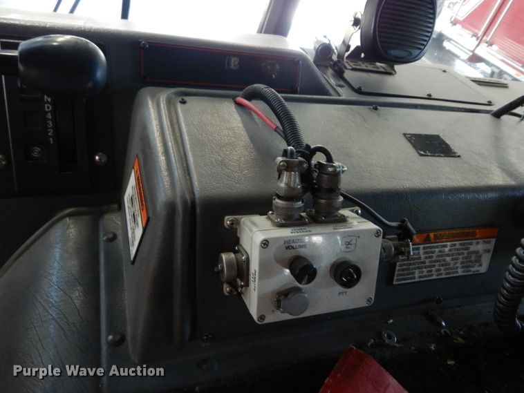 image for item DG6292 2001 E-one quint ladder fire truck