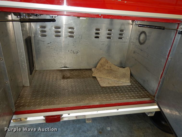 image for item DG6292 2001 E-one quint ladder fire truck