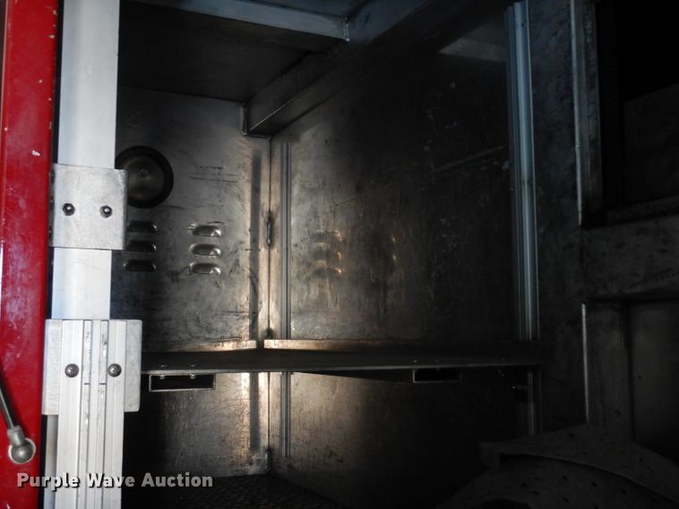 image for item DG6292 2001 E-one quint ladder fire truck