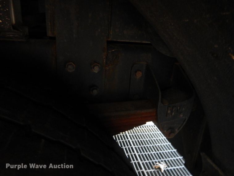 image for item DG6292 2001 E-one quint ladder fire truck