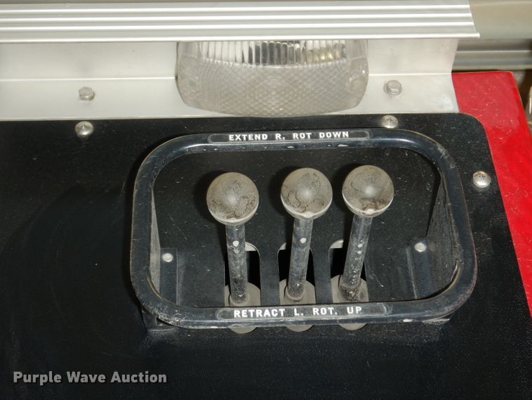 image for item DG6292 2001 E-one quint ladder fire truck