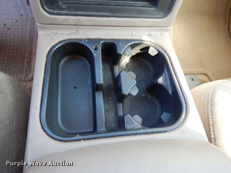 image for item DG6299 2005 Chevrolet Tahoe SUV