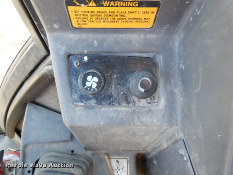 image for item DG6300 Ford 675D backhoe